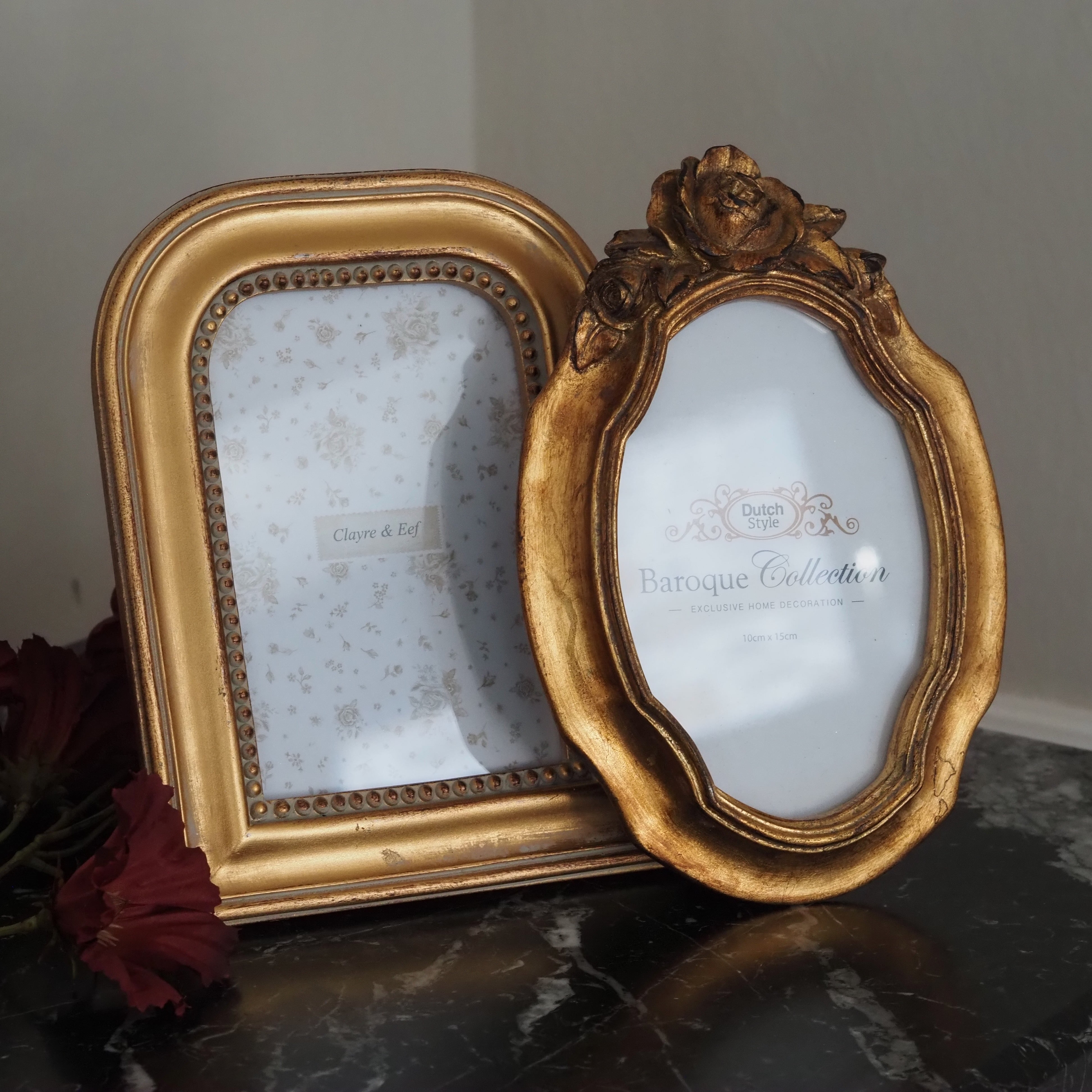 Bilderrahmen Gold 10 × 15 cm · Polyresin mit Antik-Patina [VARIANTE A – Rundbogen / VARIANTE B – Oval mit Rosendekor]