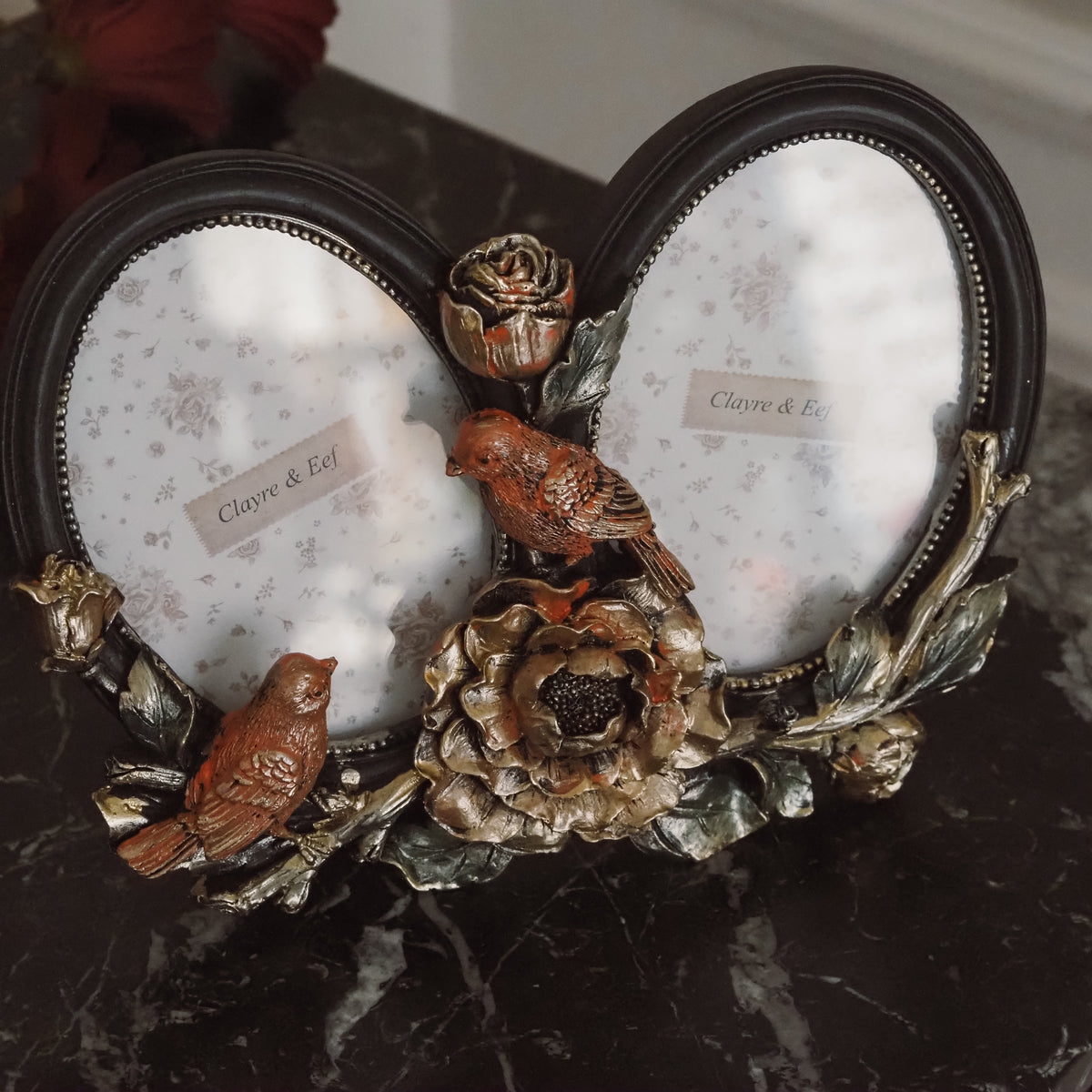 Doppel-Fotorahmen Herzform · Schwarz-Gold · Vögel und Rosen · Historismus-Stil