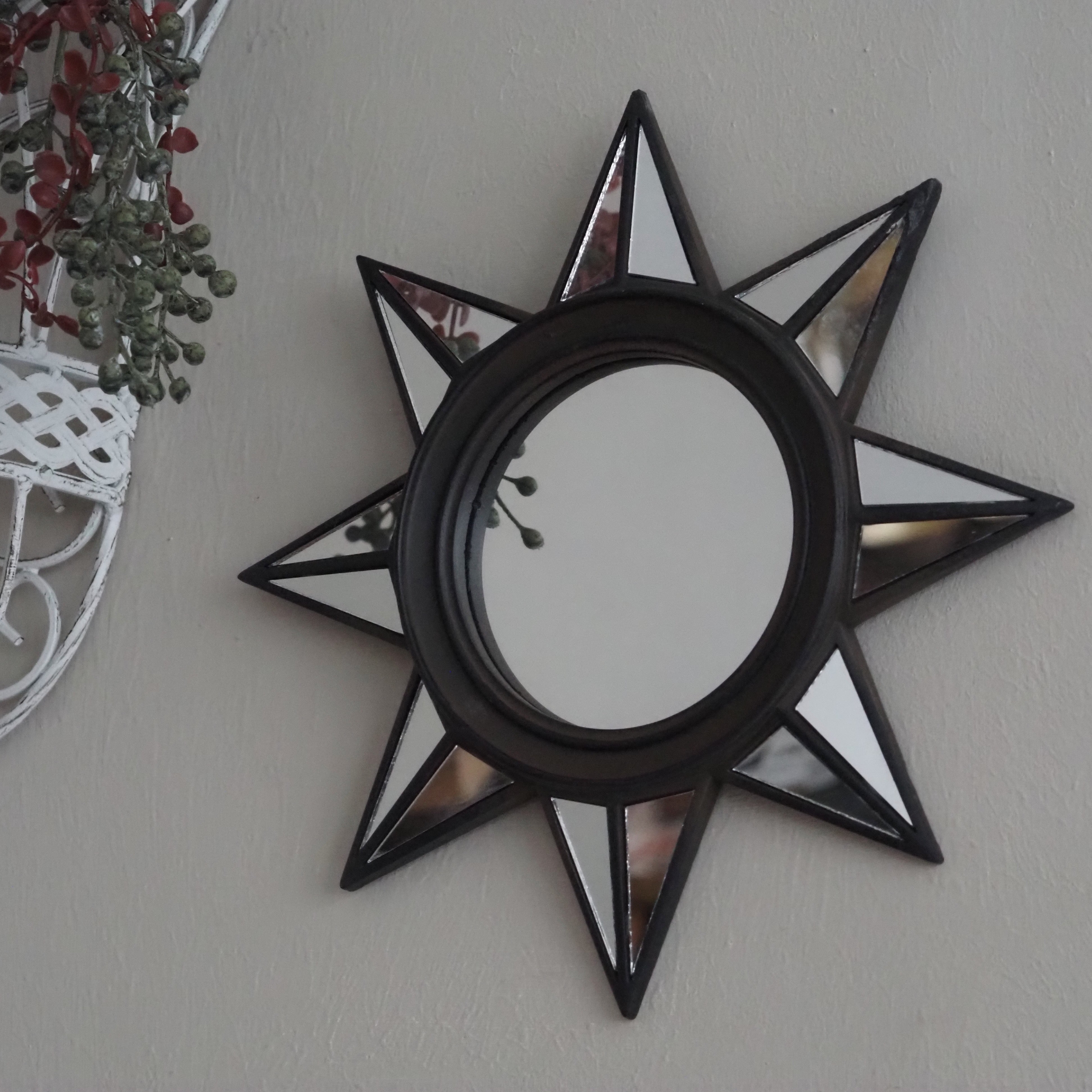Sonnenspiegel Schwarz · Wandspiegel mit verspiegelten Strahlen in Sunburst-Form