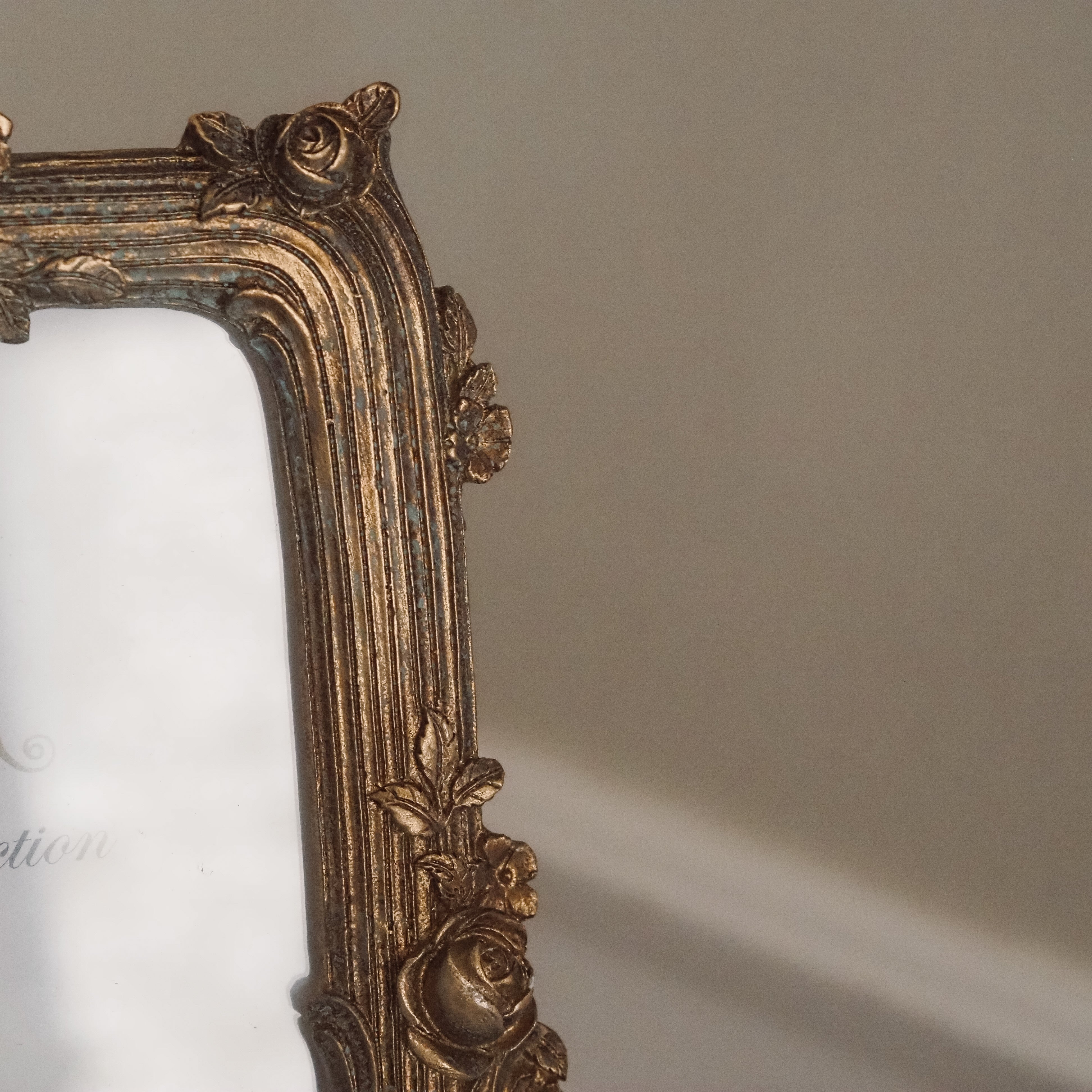 Bilderrahmen Antikgold · Barockstil mit Rosendekor