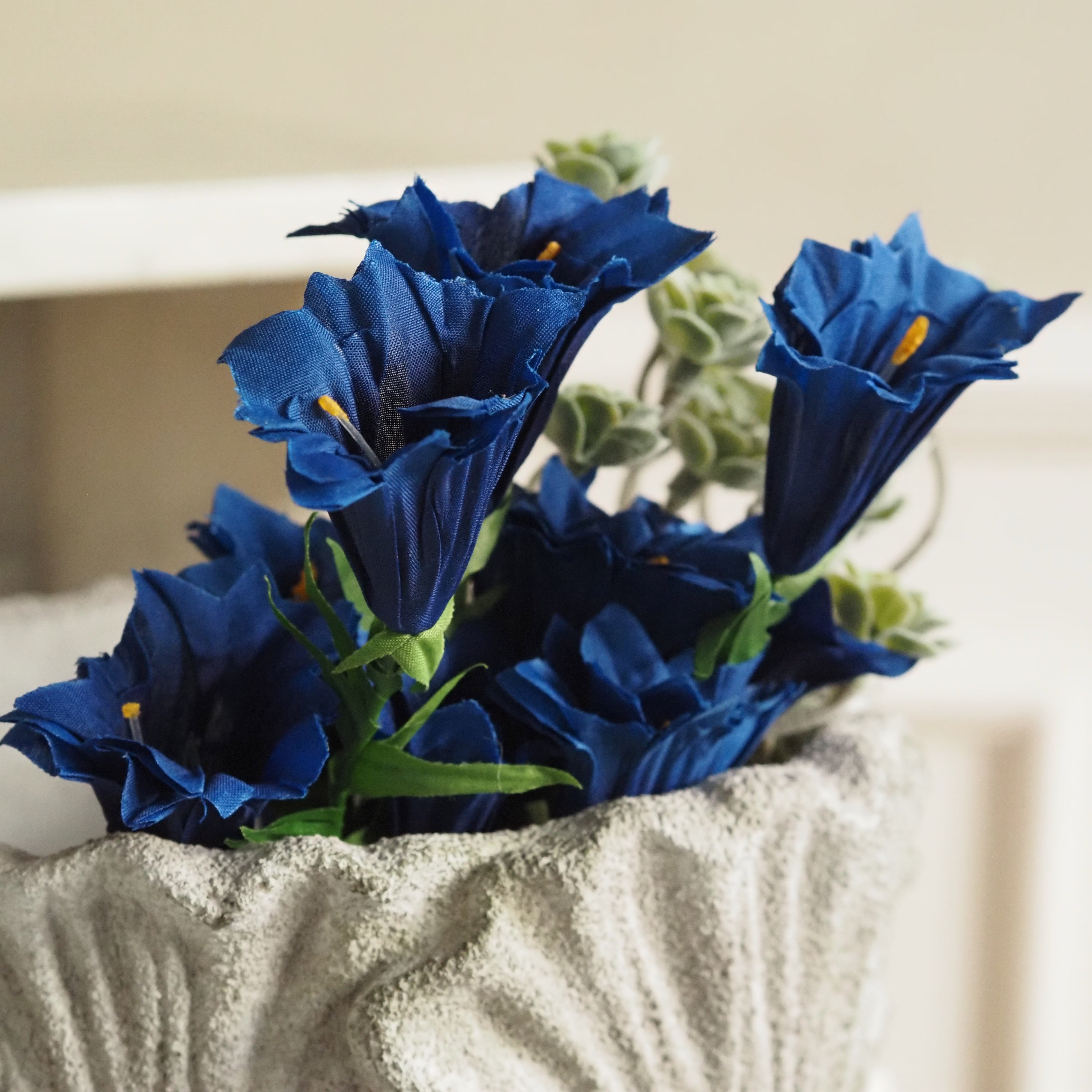 Enzianbusch · künstlicher Blütenzweig in Blau