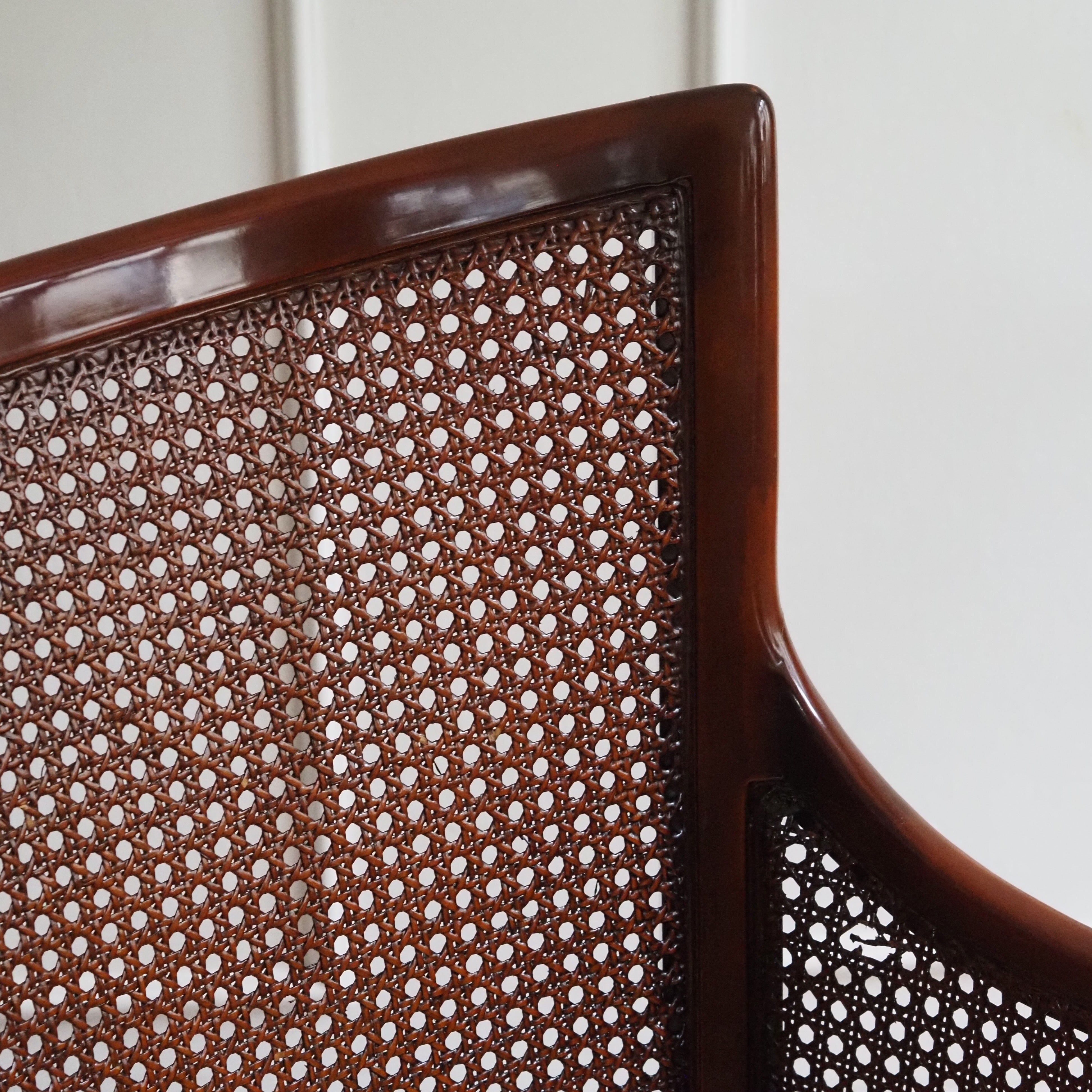 Rattan Sessel Kolonialstil – Bergère mit Wiener Geflecht, Massivholz