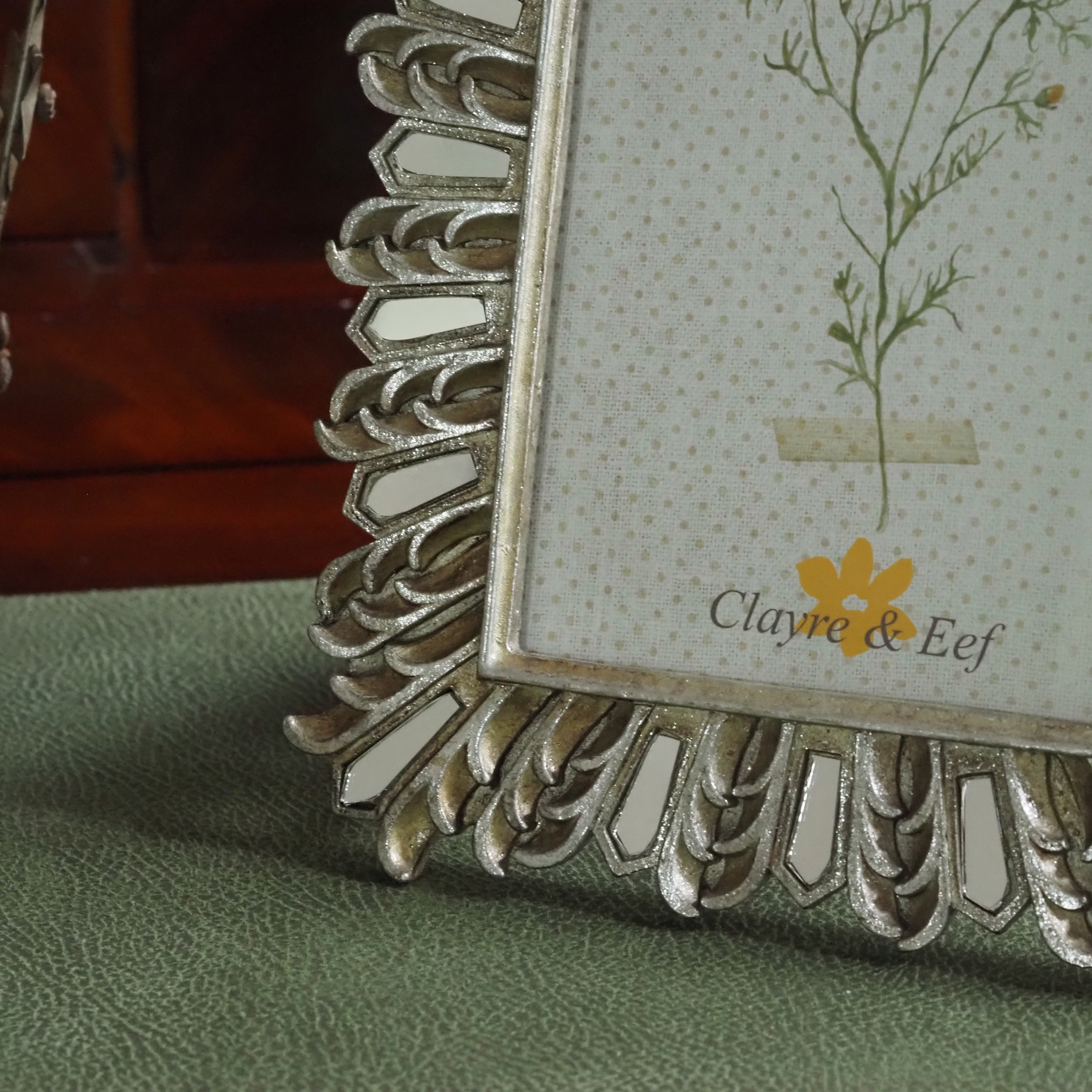 Bilderrahmen Silber-Gold · Ornamentaler Polyresin-Rahmen im Klassizismus-Stil