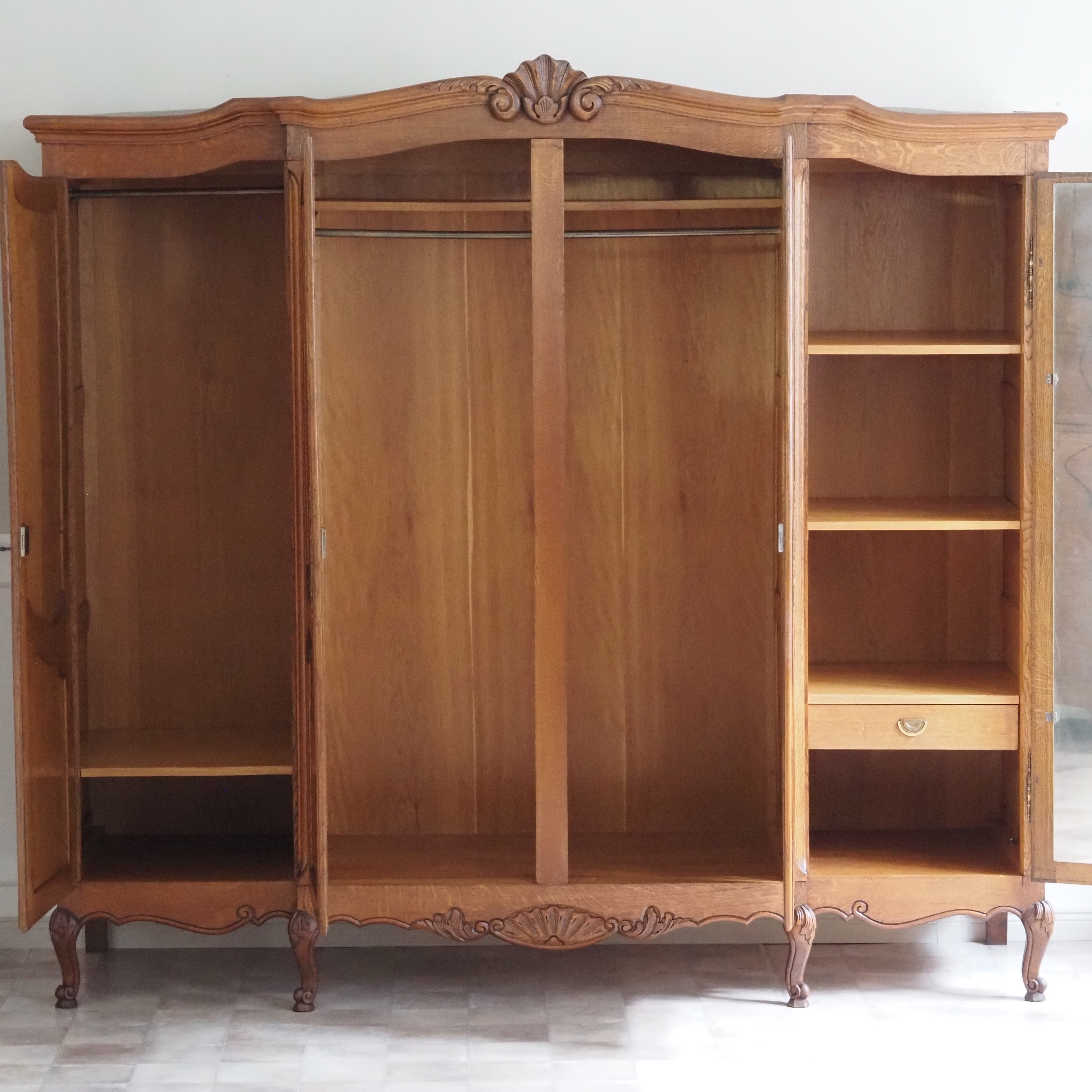 Kleiderschrank Louis XV Stil Eiche 4-türig um 1970