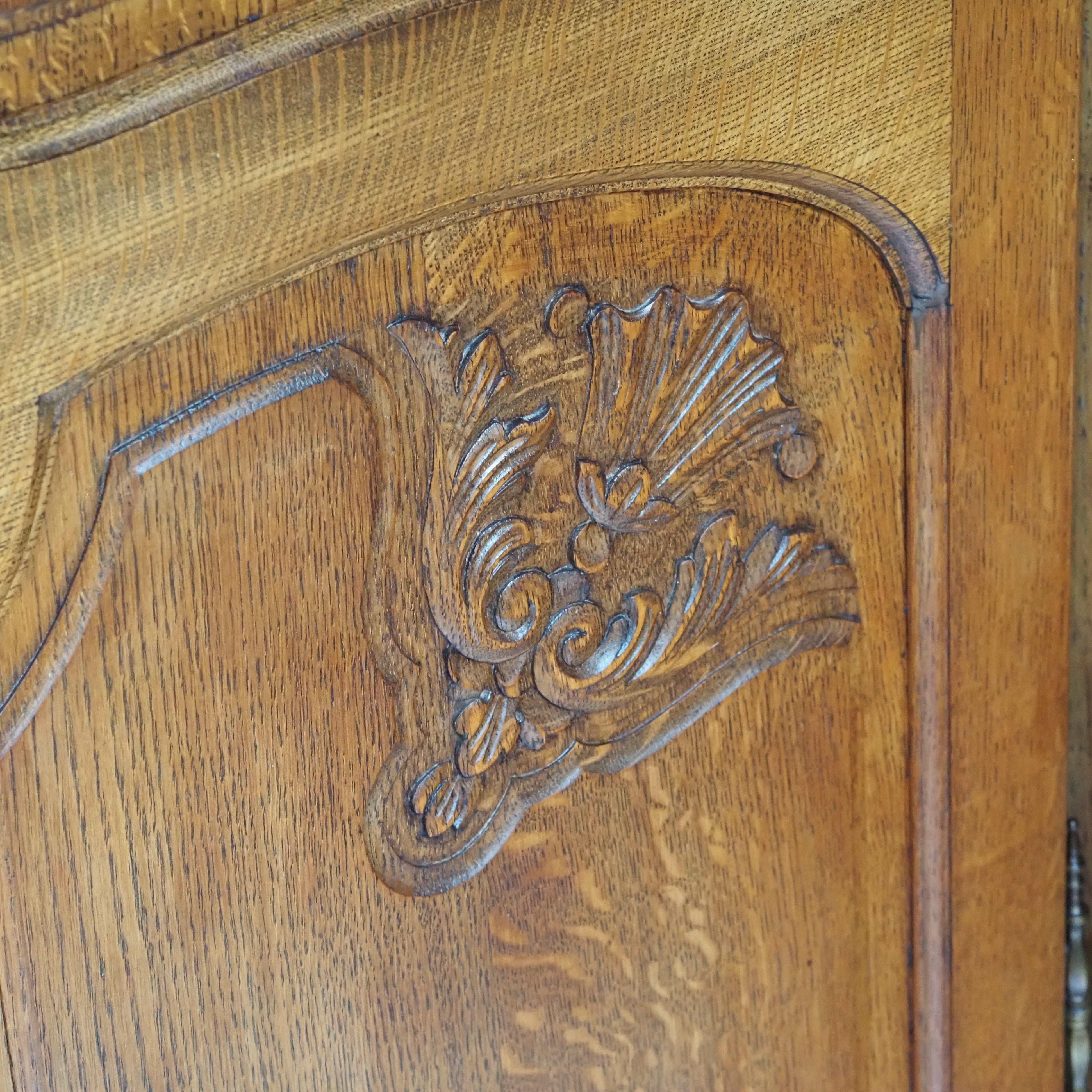 Kleiderschrank Louis XV Stil Eiche 4-türig um 1970