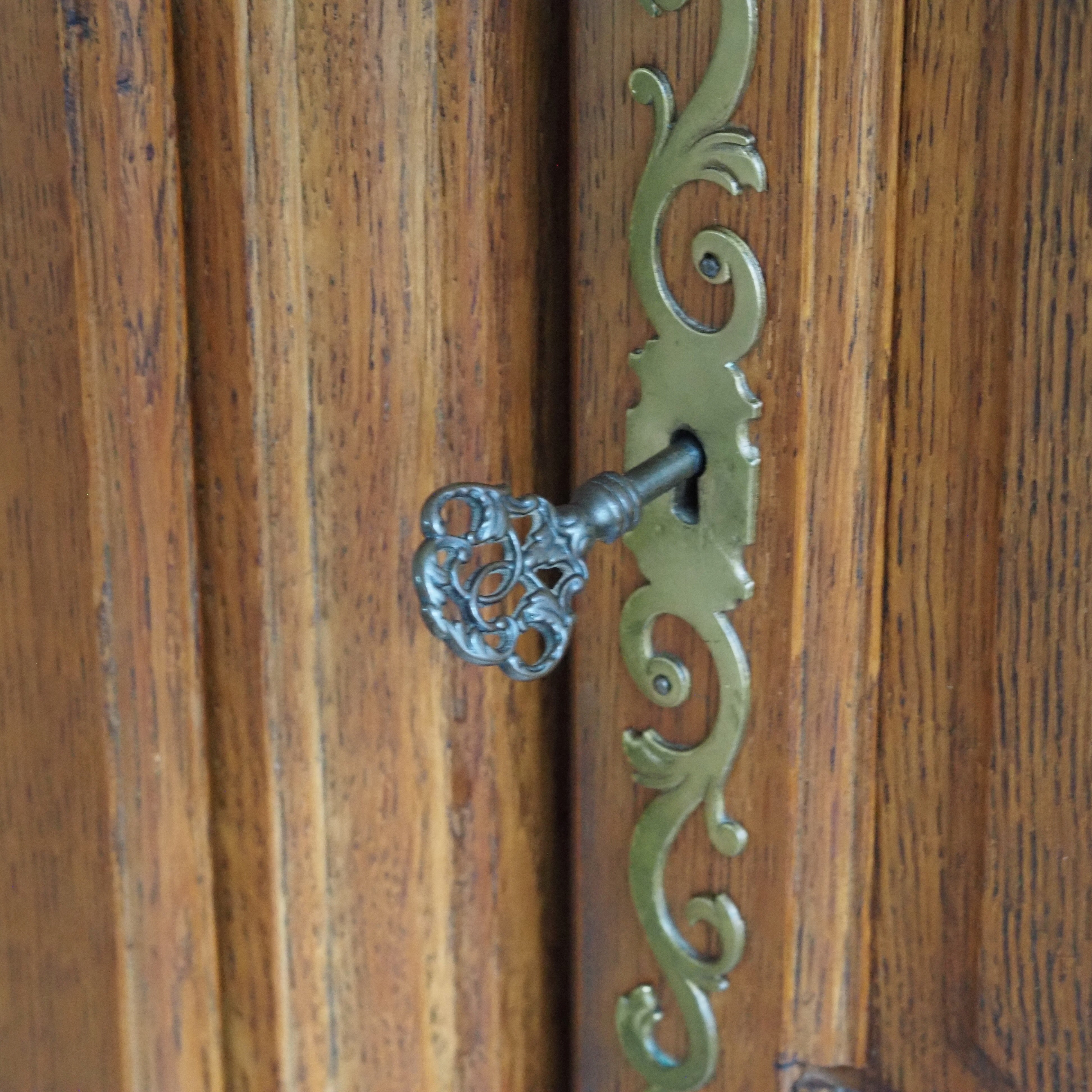 Kleiderschrank Louis XV Stil Eiche 4-türig um 1970