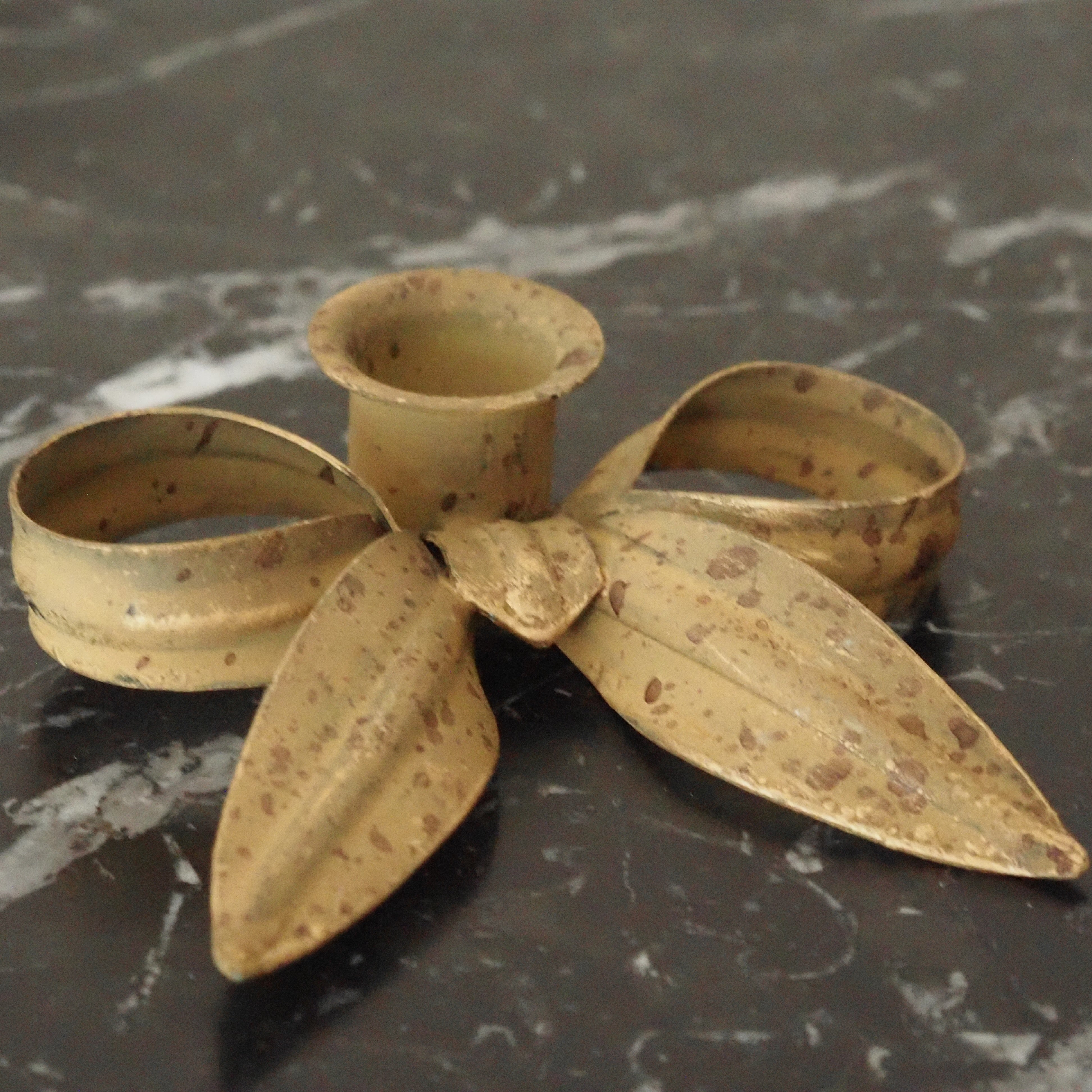 Kerzenhalter Schleife goldfarben · Louis-Seize inspiriert
