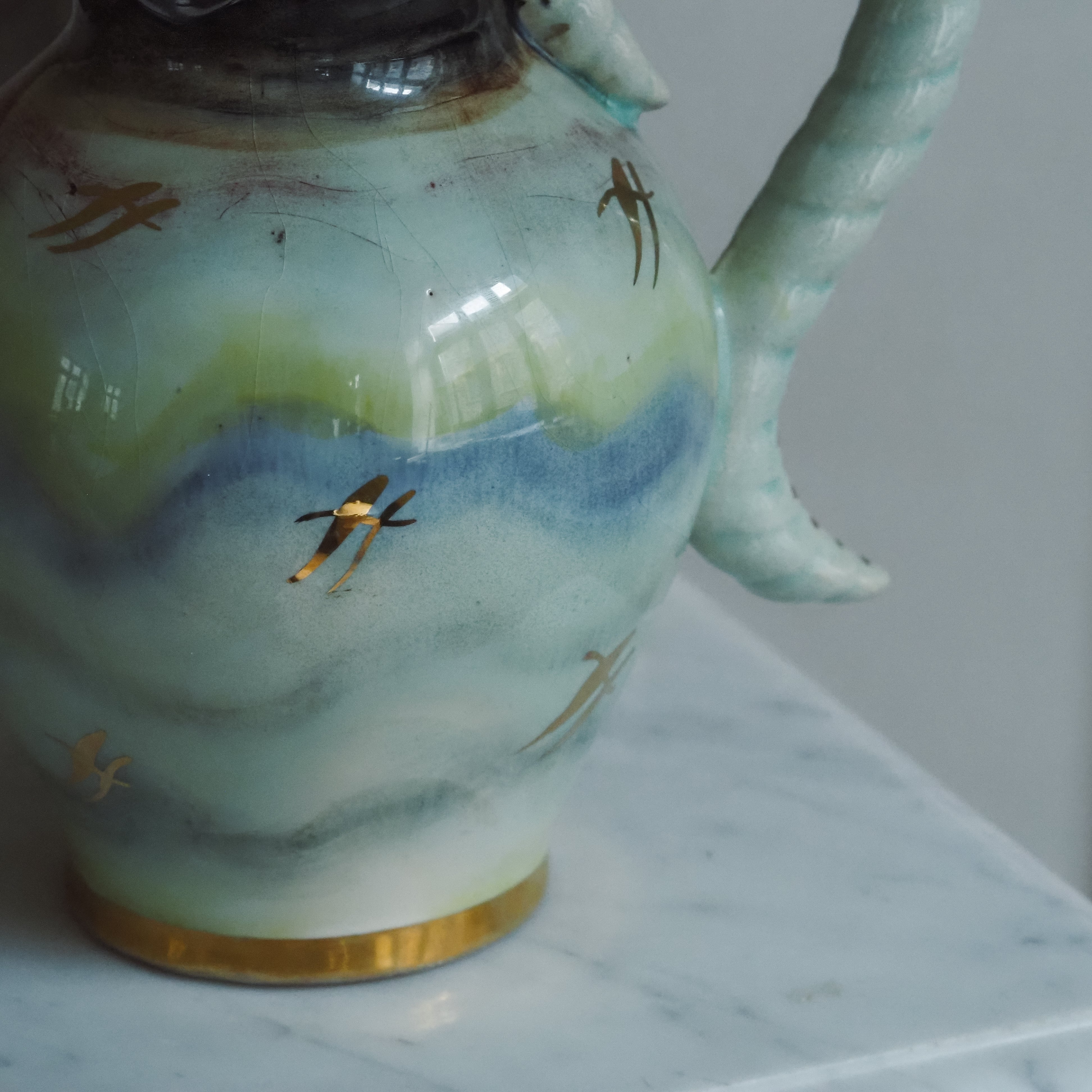 Krug · Mid-Century inspirierte Keramikform mit pastellierter Glasur