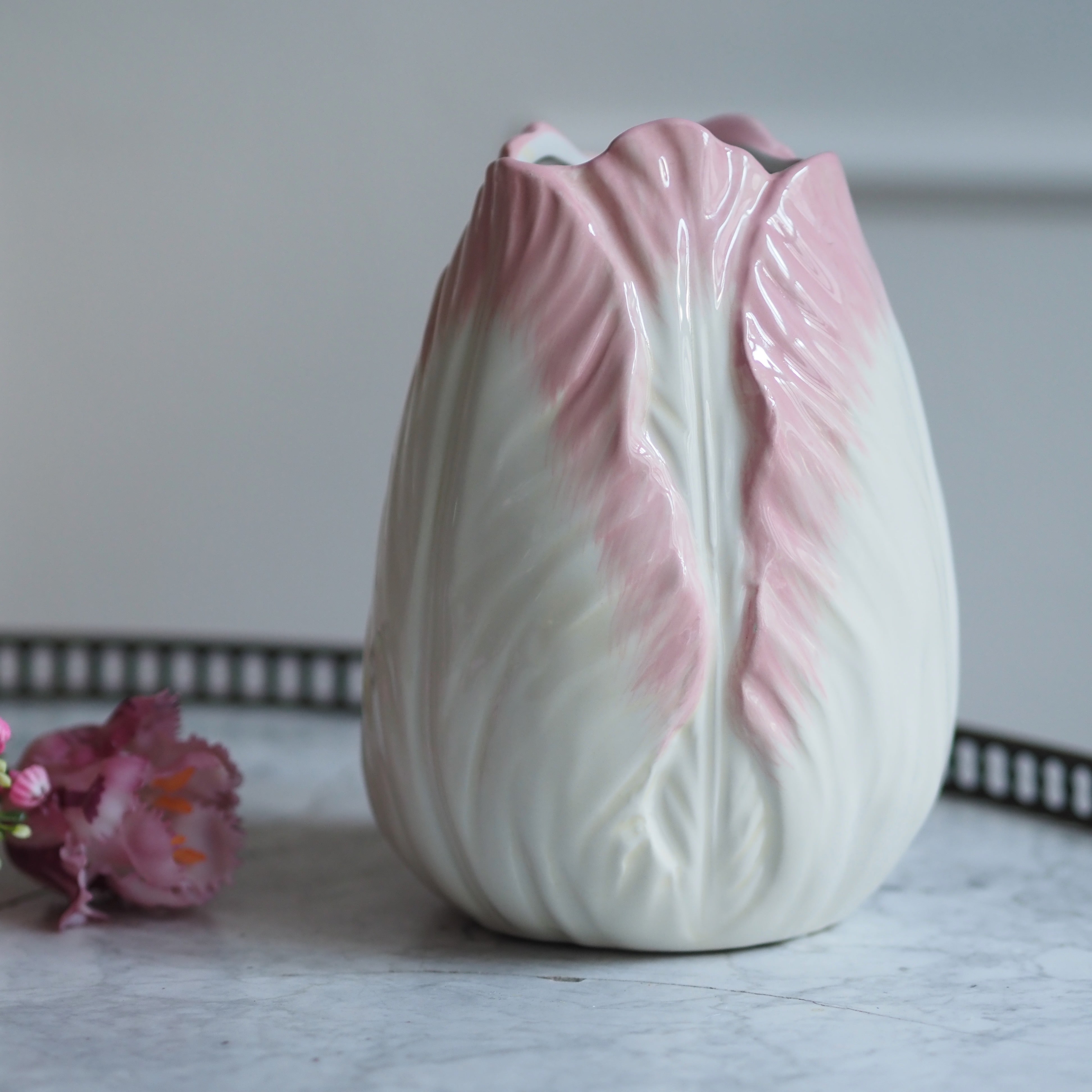 Vase Tulpenform · organische Moderne / florale Keramik Blumenvase