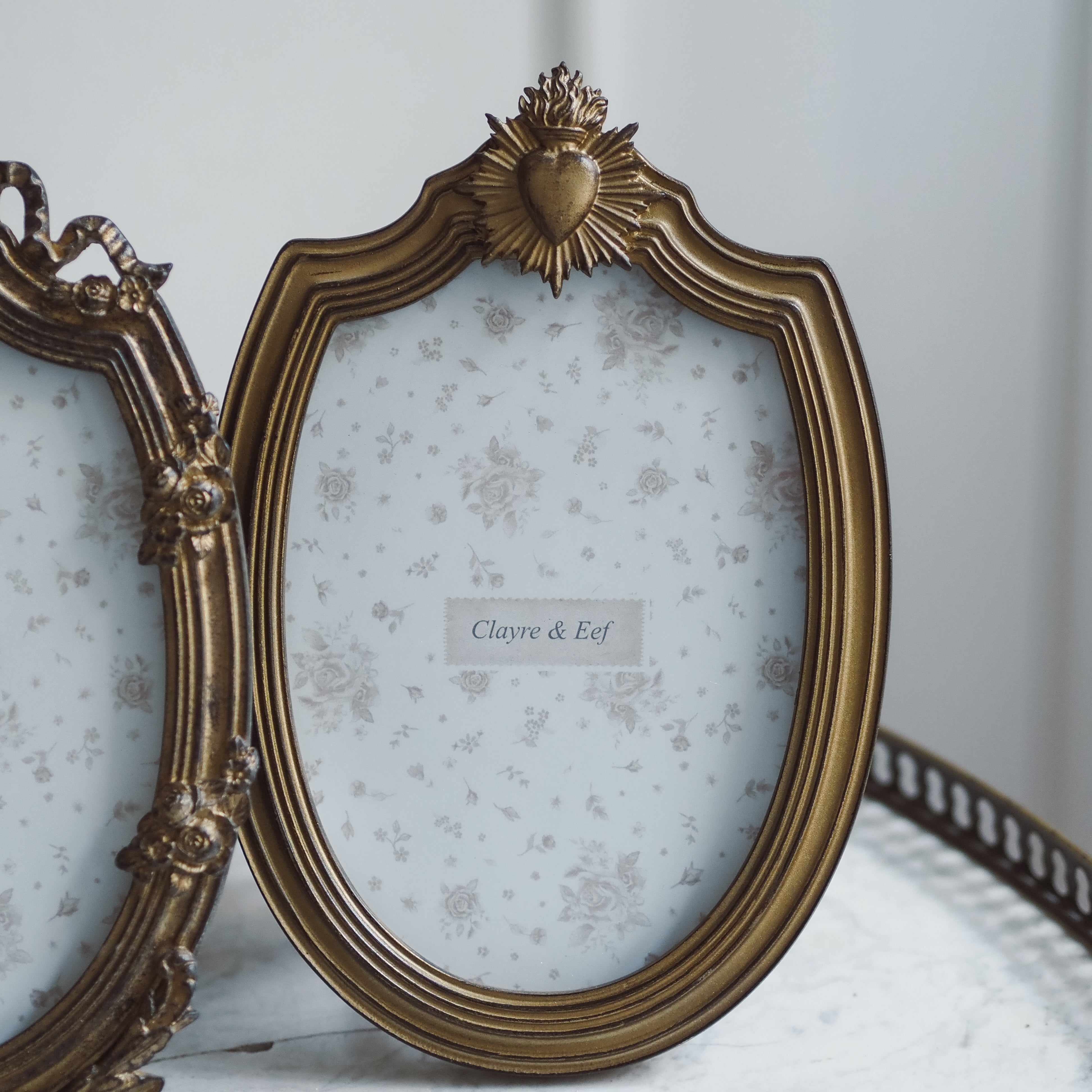 Bilderrahmen Gold · historisch inspiriert / Herzmotiv / Antik Stil / Fotorahmen
