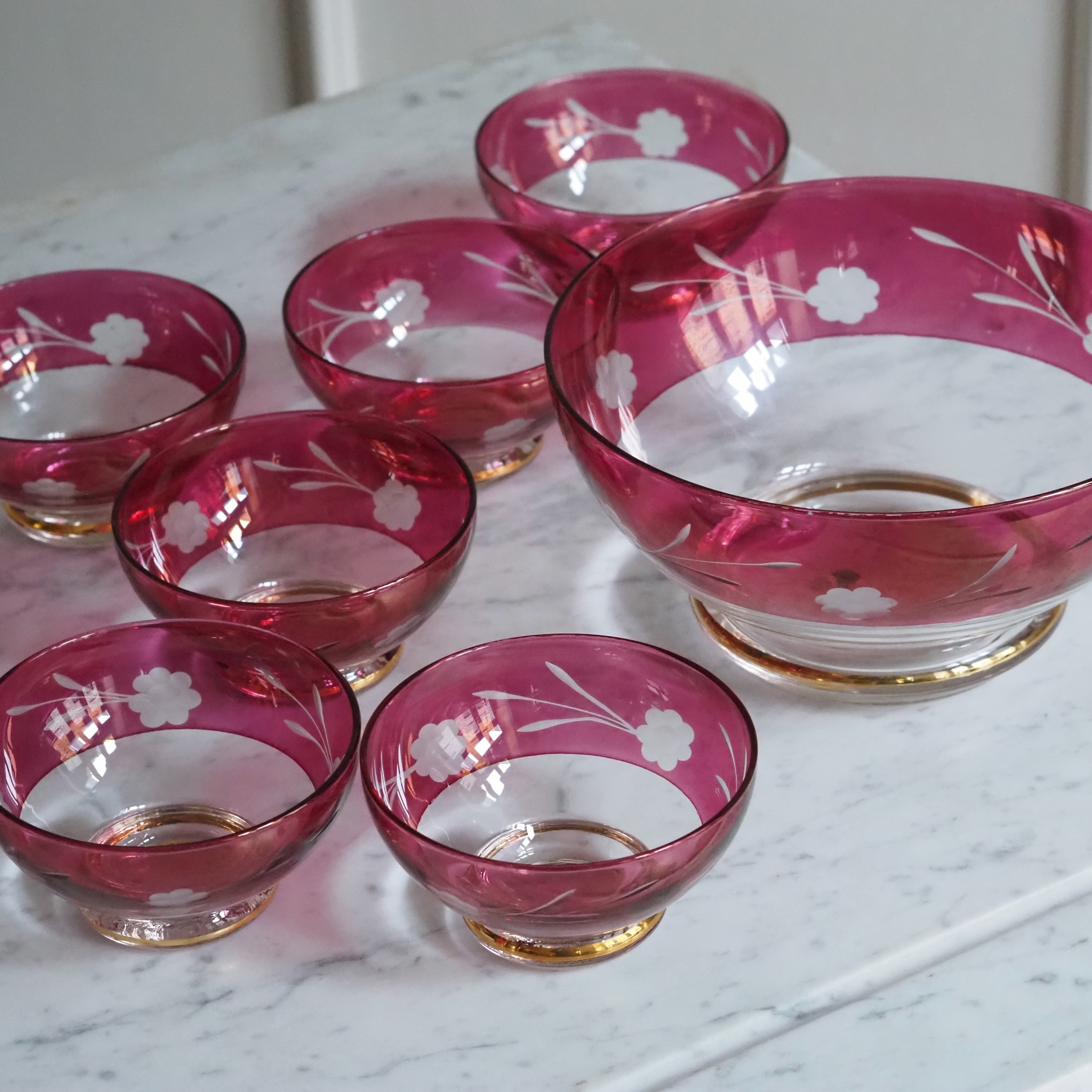 Dessertschalen Set · florales Glasdesign / Tisch- und Servierobjekt