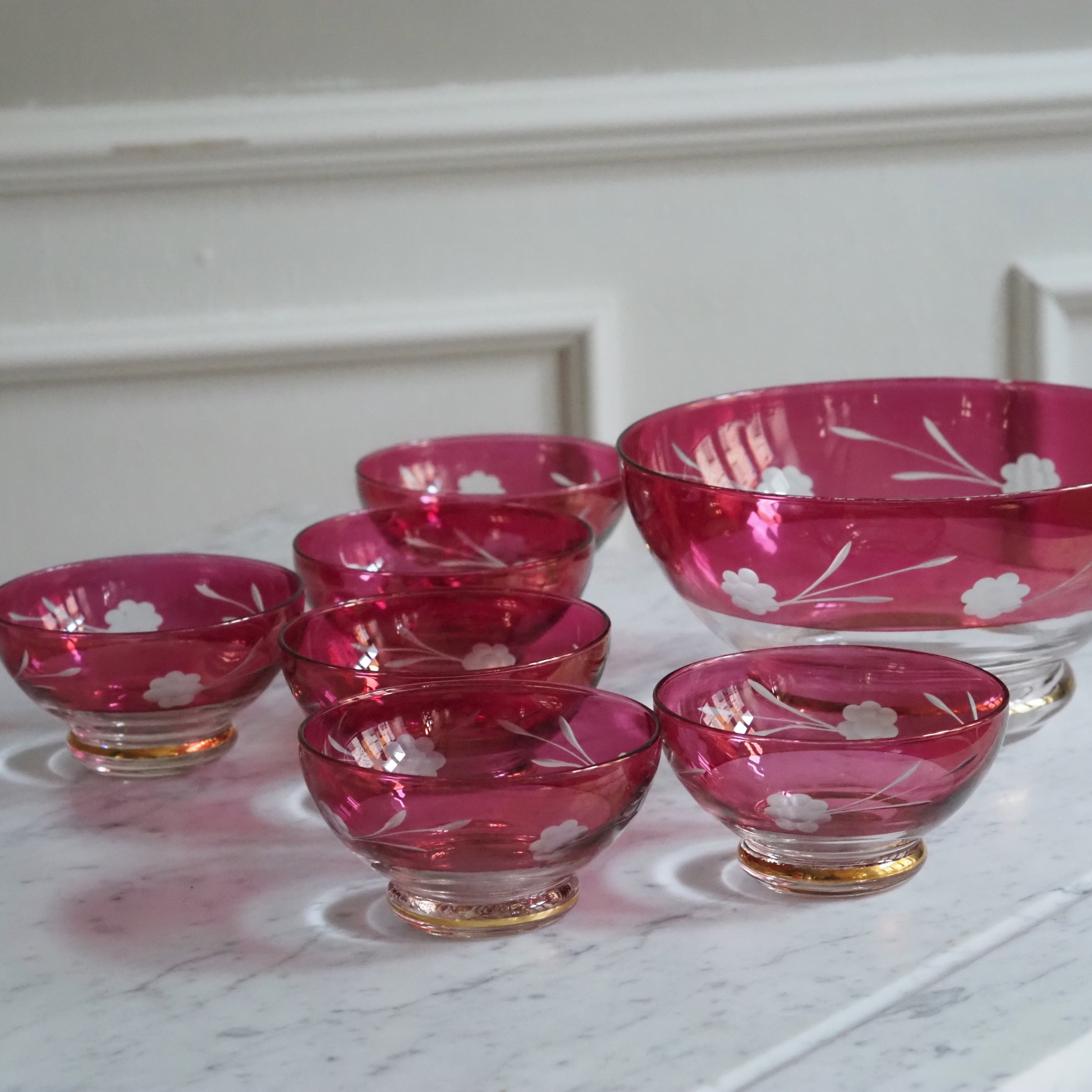 Dessertschalen Set · florales Glasdesign / Tisch- und Servierobjekt