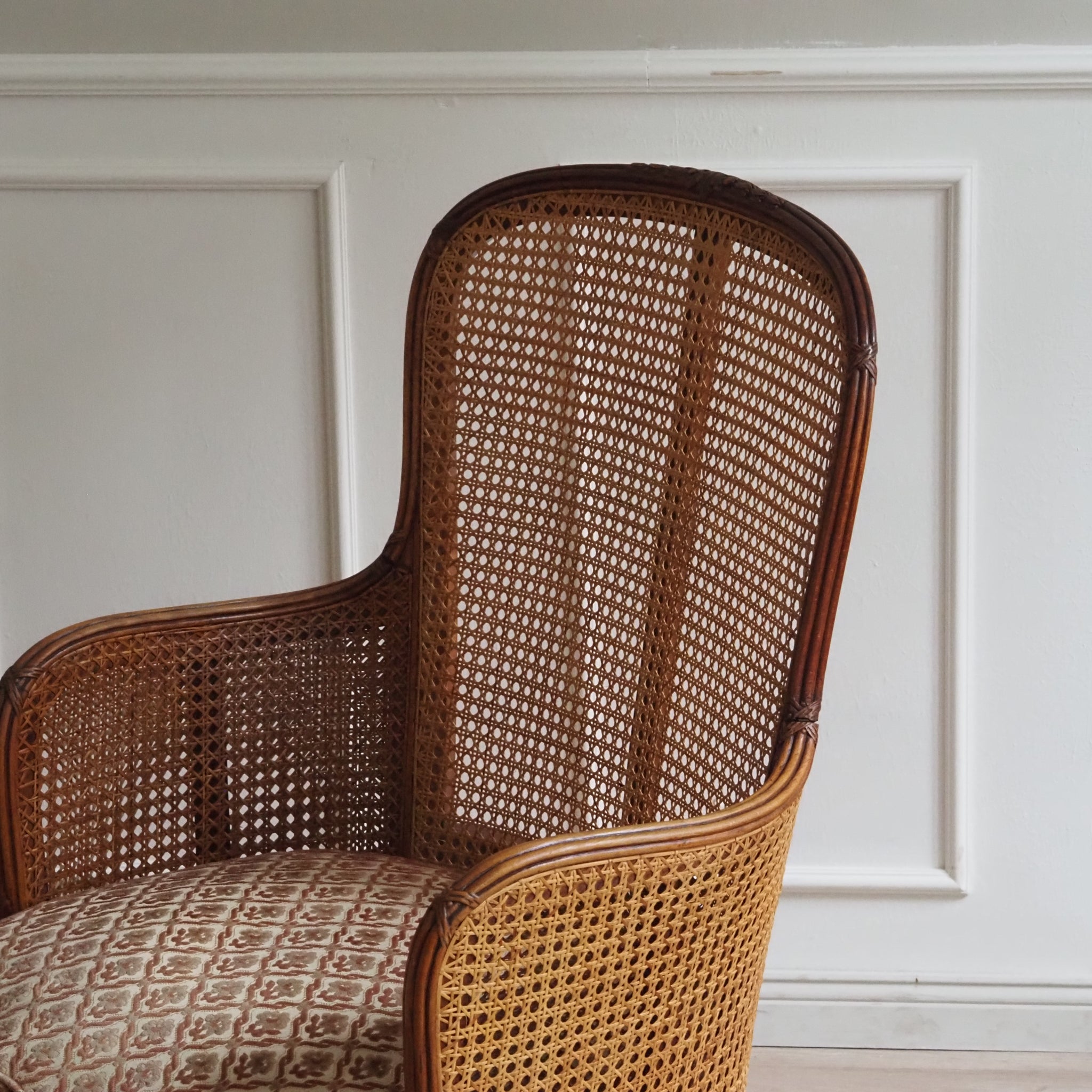 Antiker französischer Sessel mit Wiener Geflecht um 1900 - Louis-Seize Bergère Original