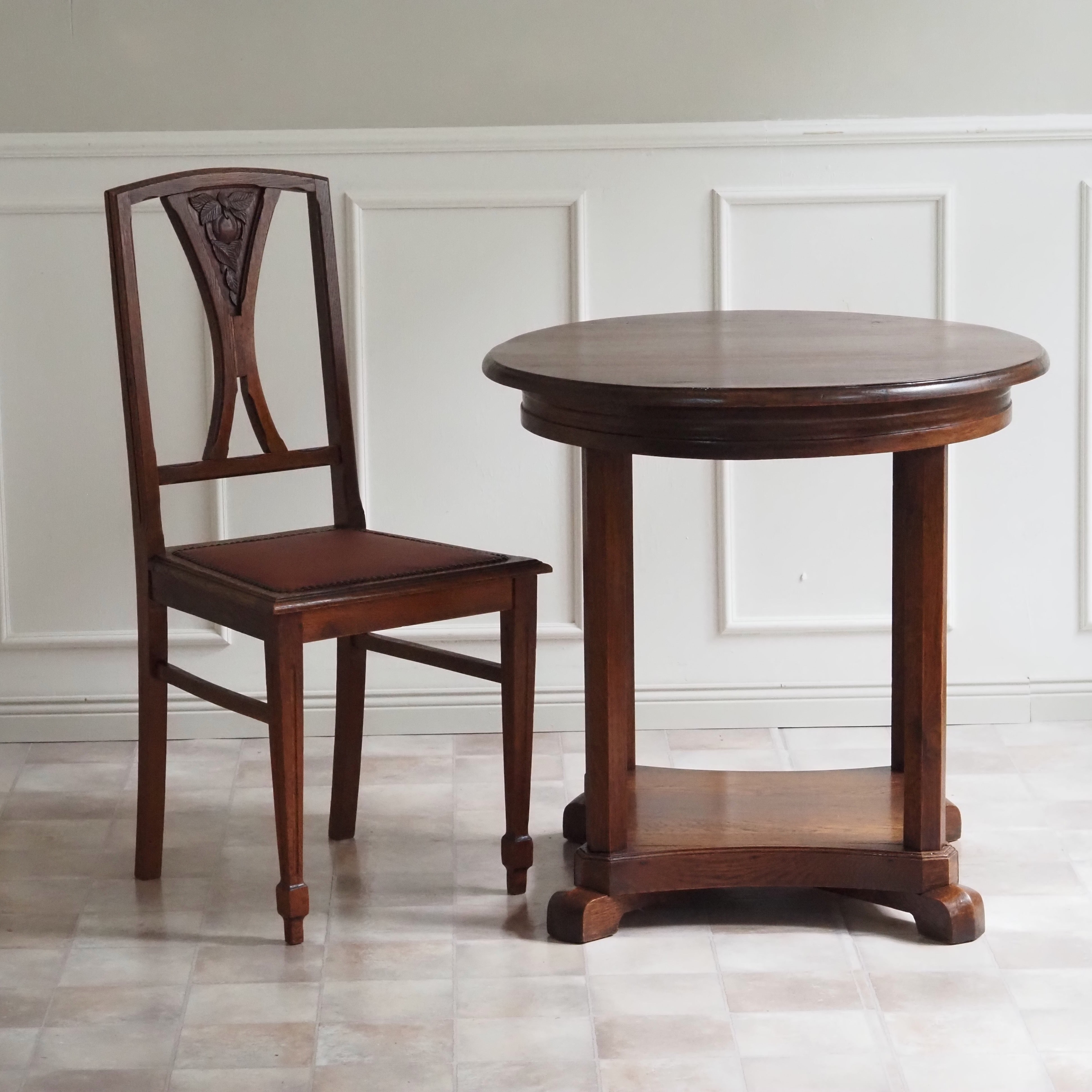 Beistelltisch Art Deco Eiche rund um 1920