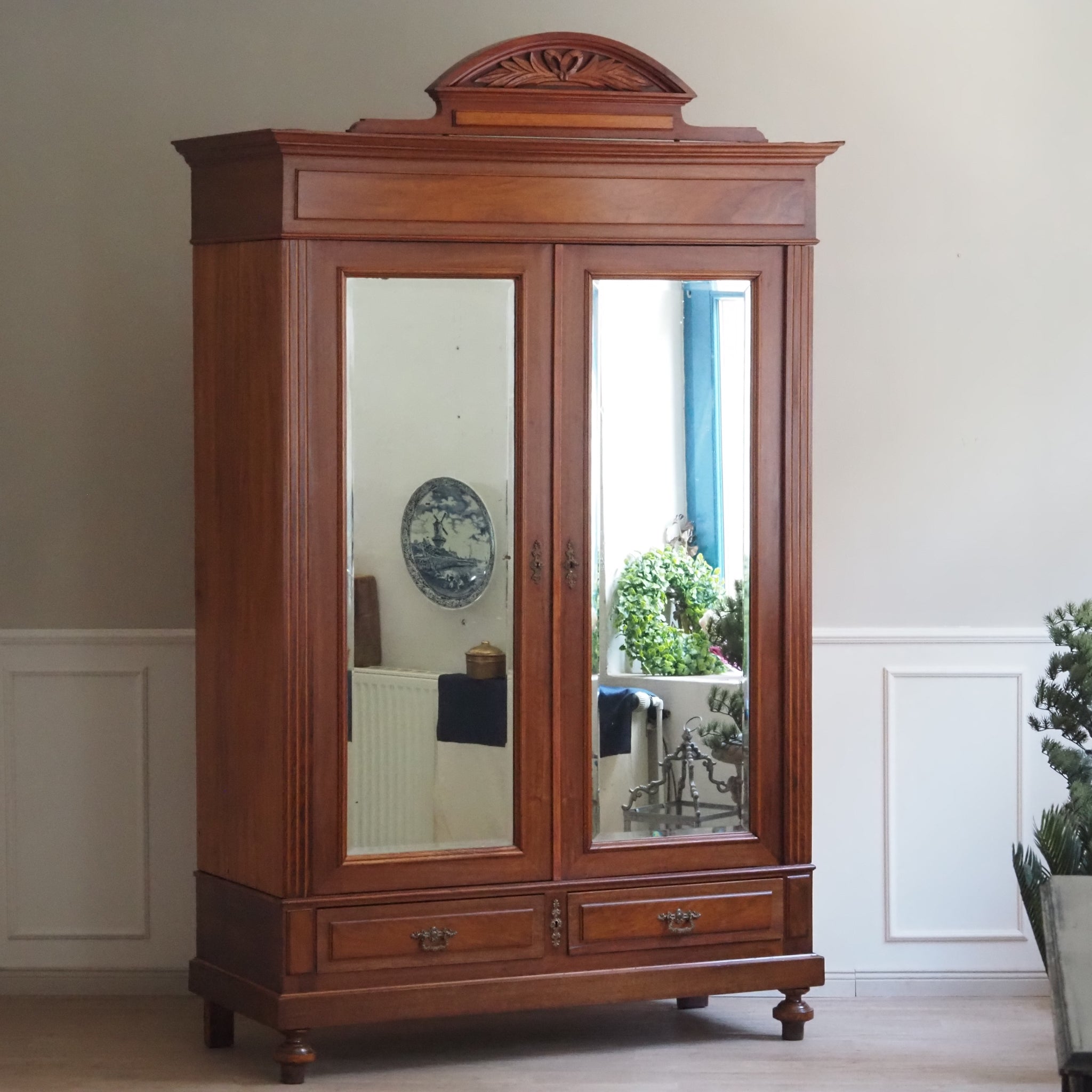 Antiker Mahagoni Kleiderschrank mit Spiegel um 1890 - 2-türiger Gründerzeit Schrank