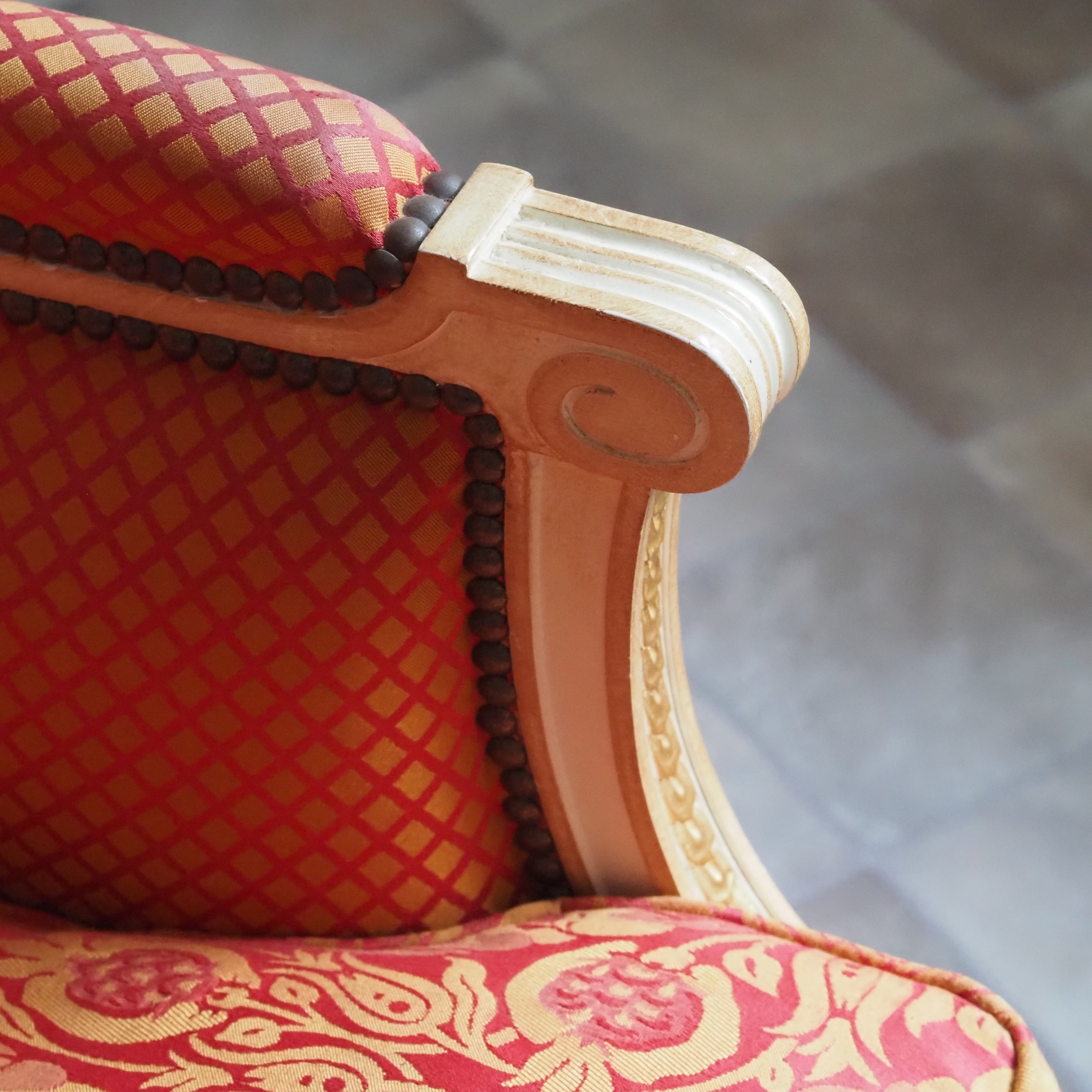 Sitzbank Louis XVI Stil – Balzarotti Paris, 3-Sitzer mit Damastbezug