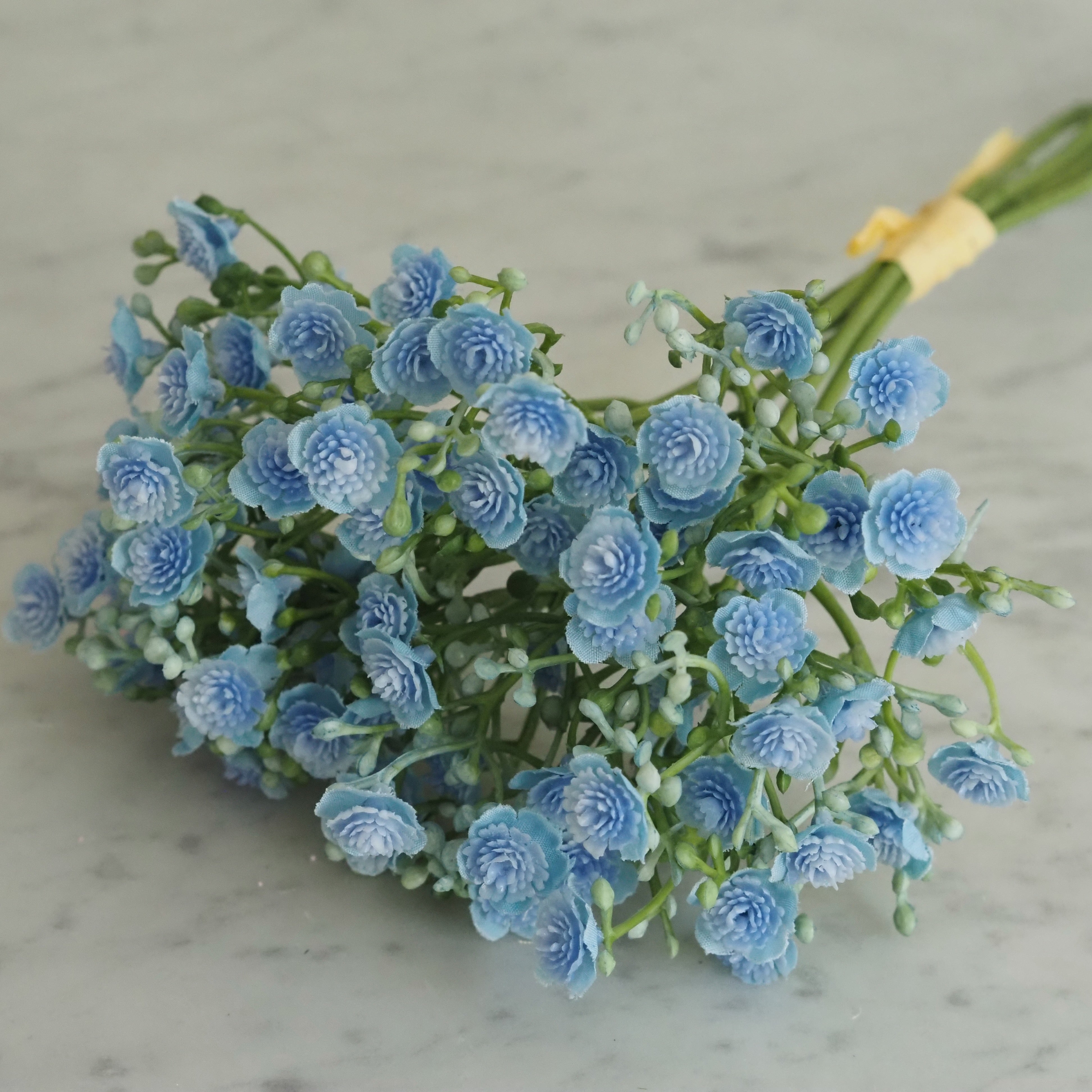 Gypsophila Bündel · getrocknete Blüten in Blau oder Beige · florale Dekoration